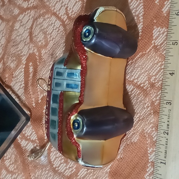 SCHOOL BUS BLOWN GLASS CHRISTMAS ORNAMENT - Picture 5 of 9